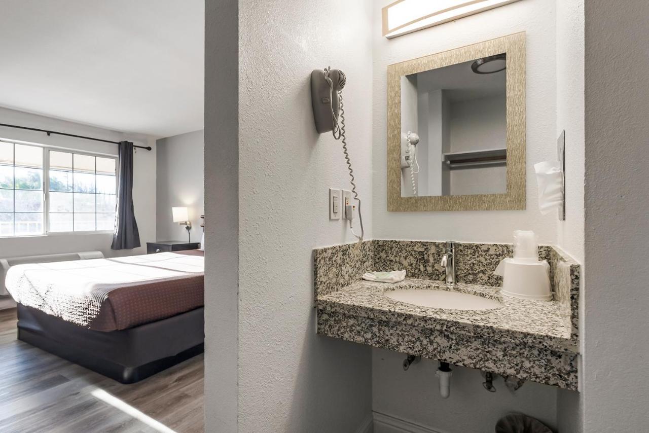 Heritage Inn Express Chico Zewnętrze zdjęcie
