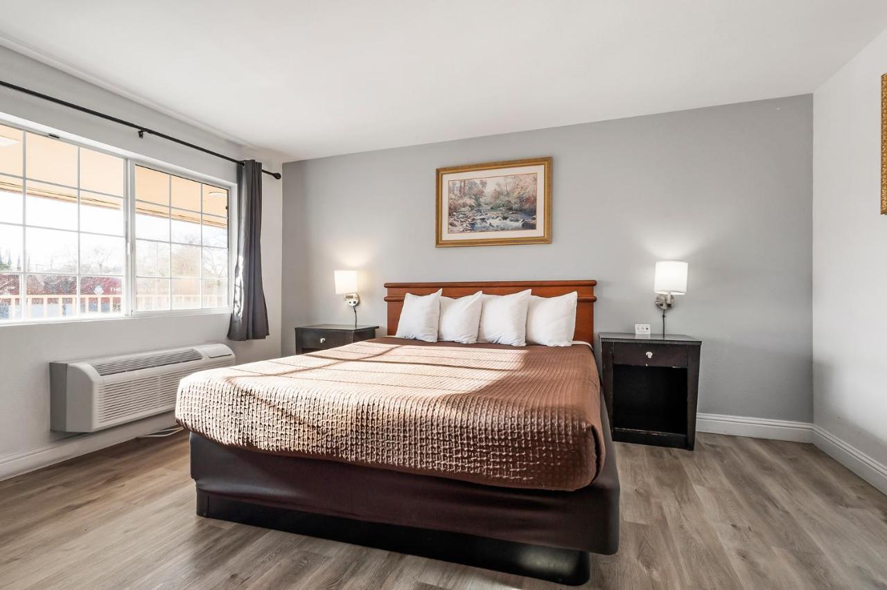 Heritage Inn Express Chico Zewnętrze zdjęcie